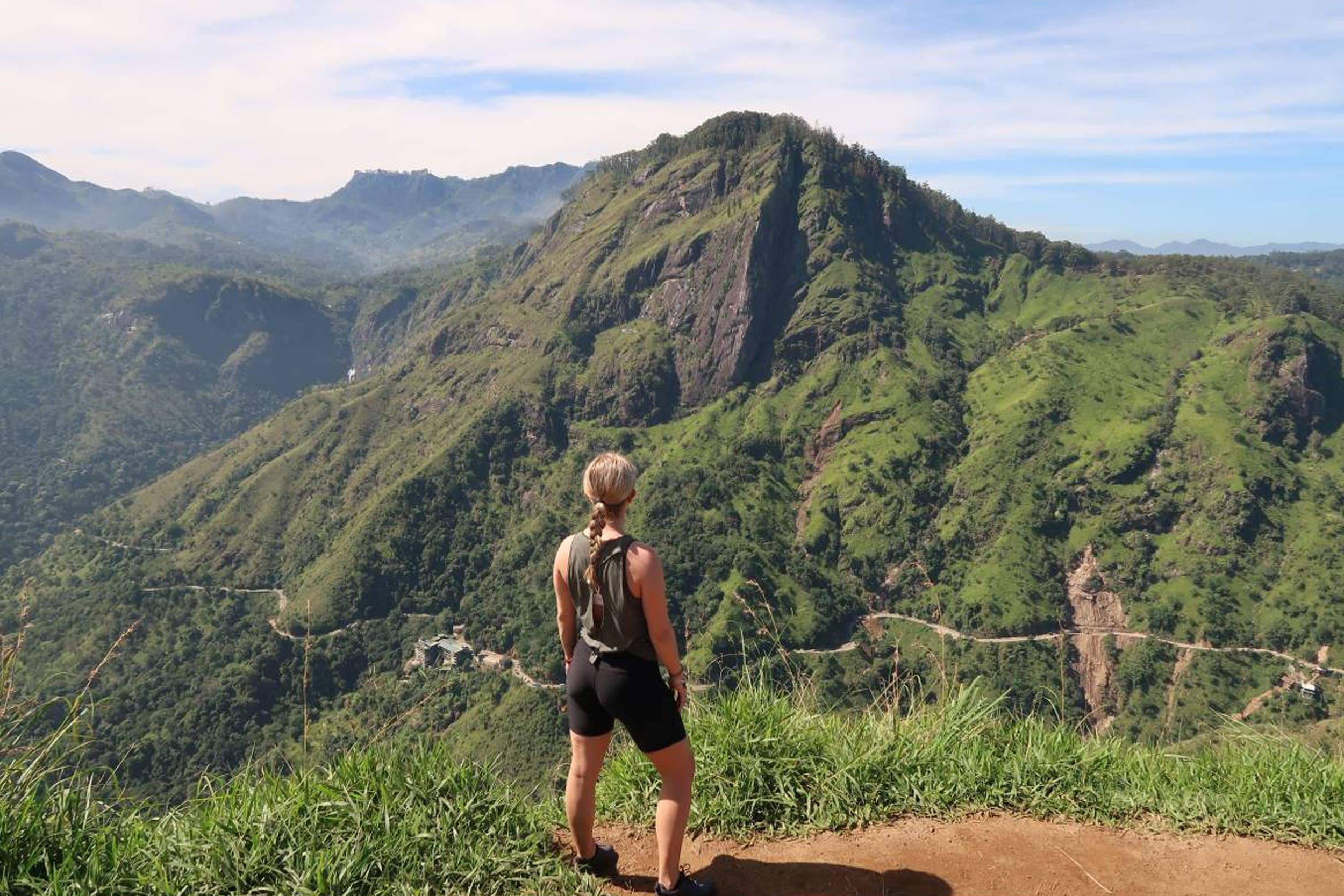 10_days_little-adams-peakjpg https://srilankatourdriverwithcar.com/wp-content/uploads/2019/12/10_days_little-adams-peakjpg.jpg