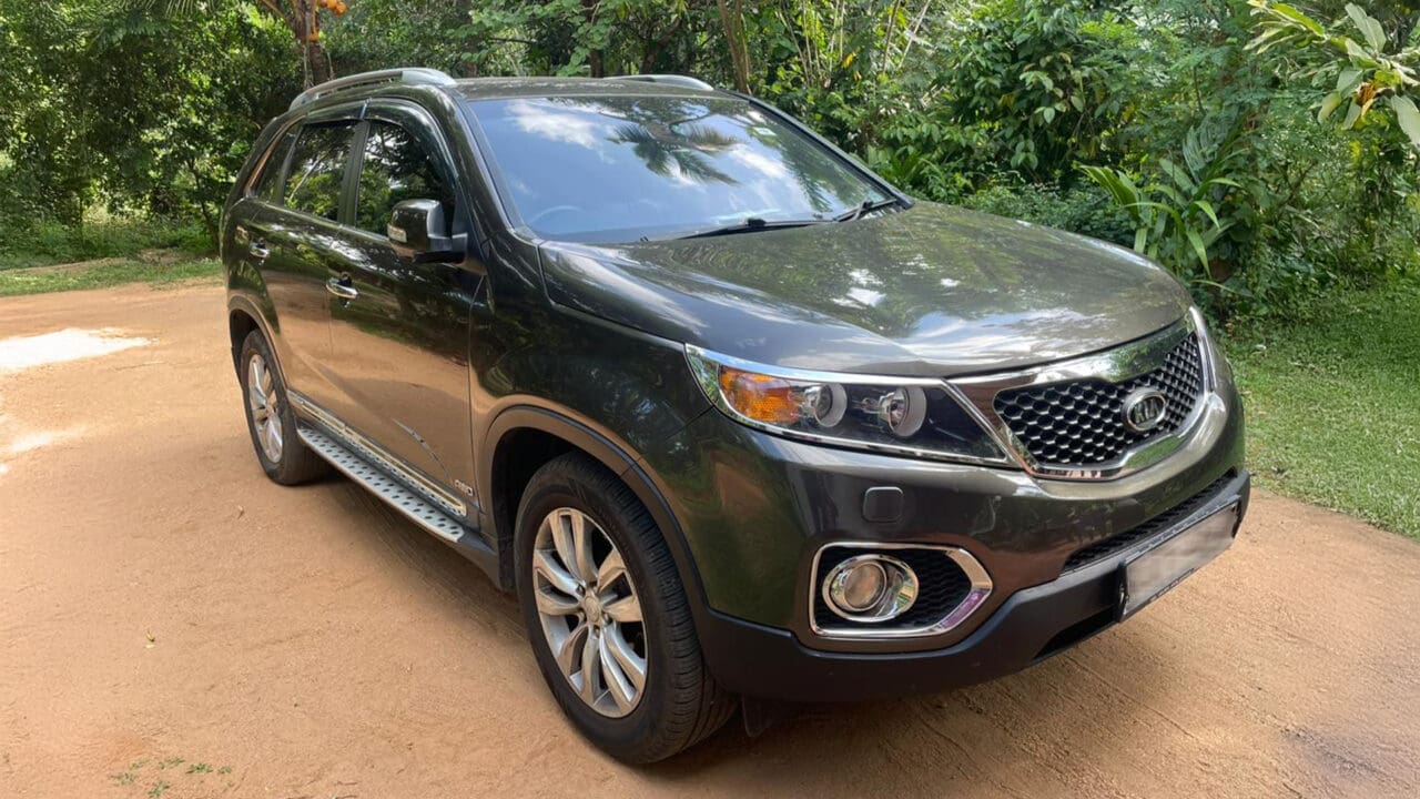 SUV-01