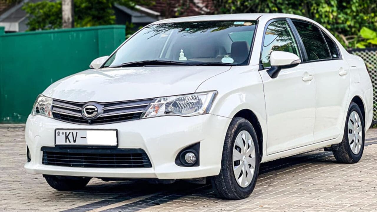 sedan-car-07