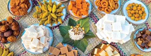 Sri Lankan kavum kokis traditional New Year sweets