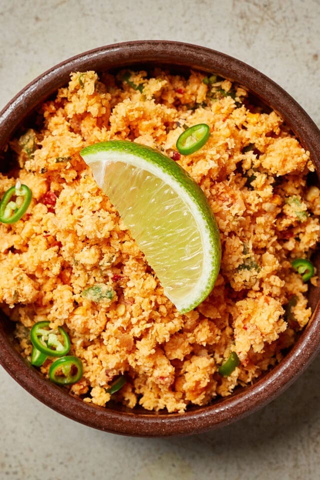 Sri Lankan pol sambol shredded coconut chilli relish