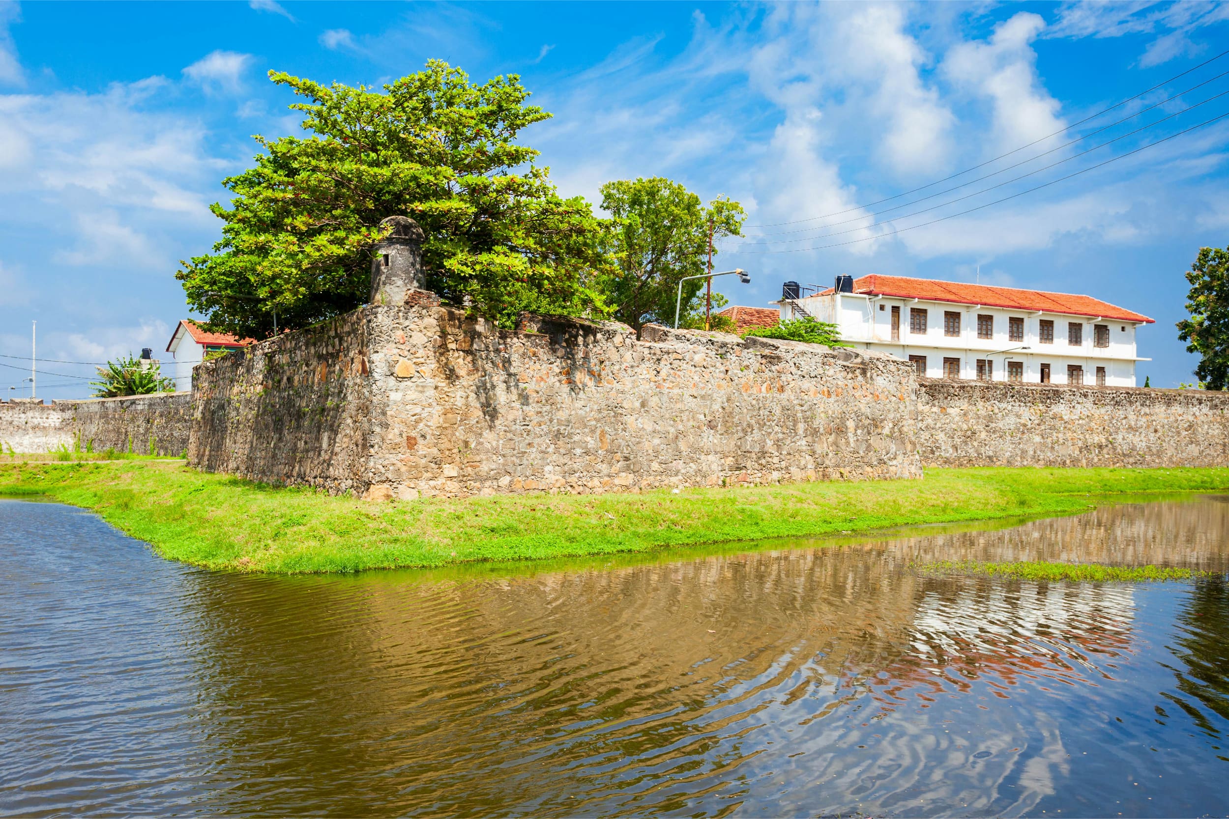 batticaloa-dutch-fort-pasikuda https://srilankatourdriverwithcar.com/wp-content/uploads/2025/10/batticaloa-dutch-fort-pasikuda.jpg