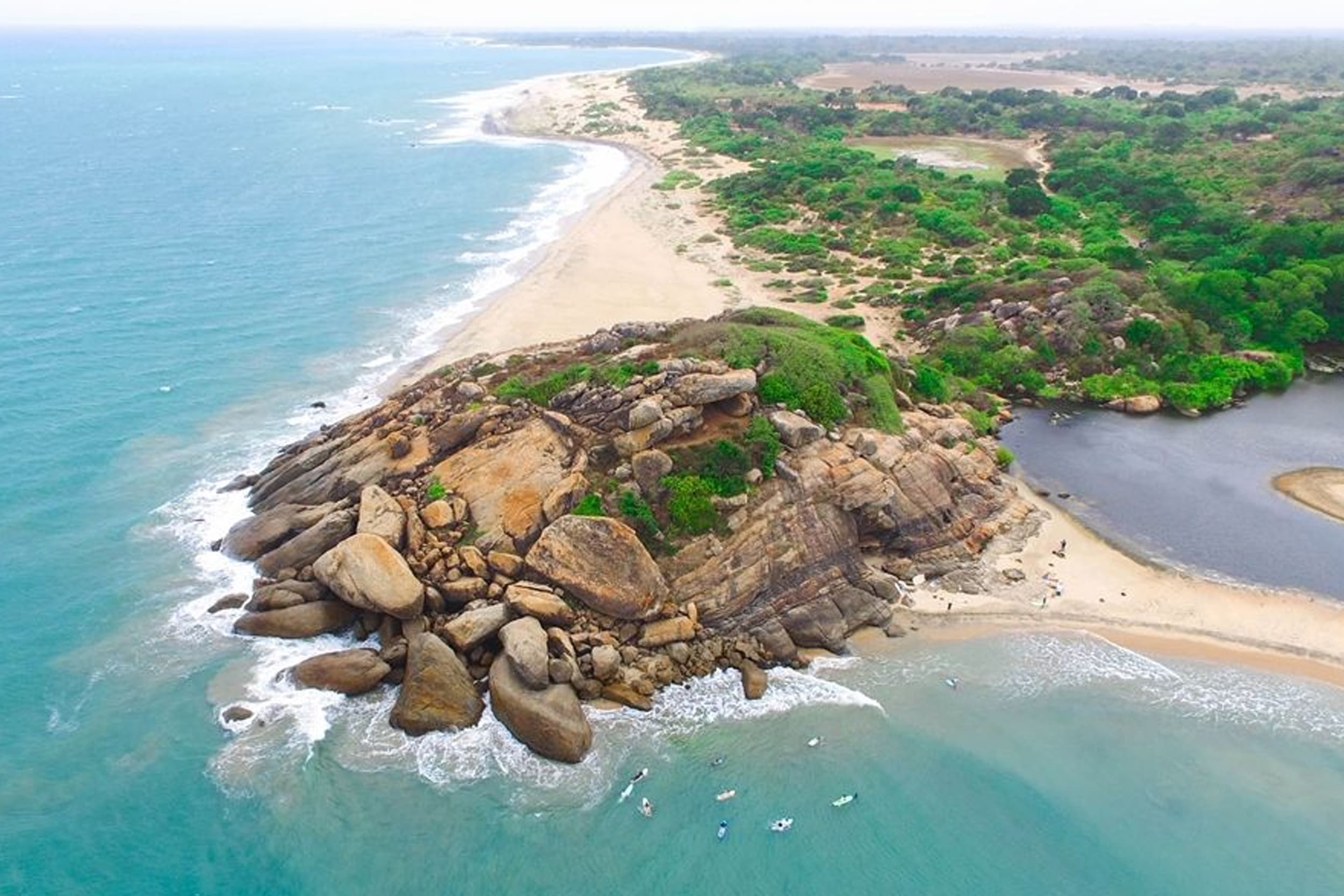 elephant-rock-arugam-bay https://srilankatourdriverwithcar.com/wp-content/uploads/2025/10/elephant-rock-arugam-bay.jpg