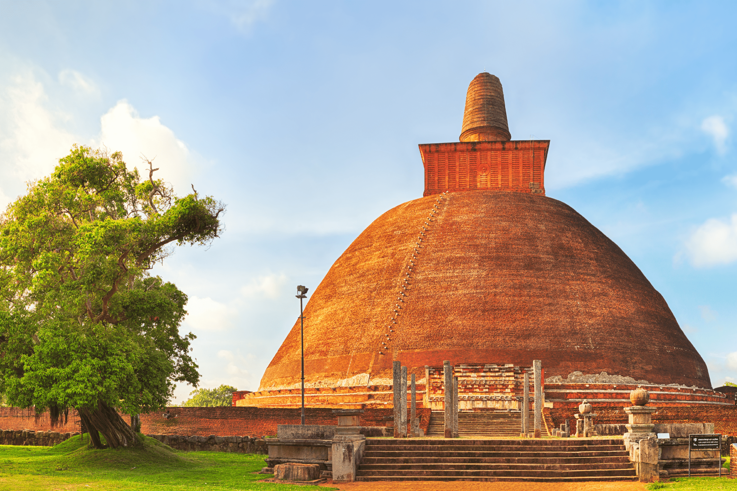 https://srilankatourdriverwithcar.com/wp-content/uploads/2025/10/jetavanaramaya.png