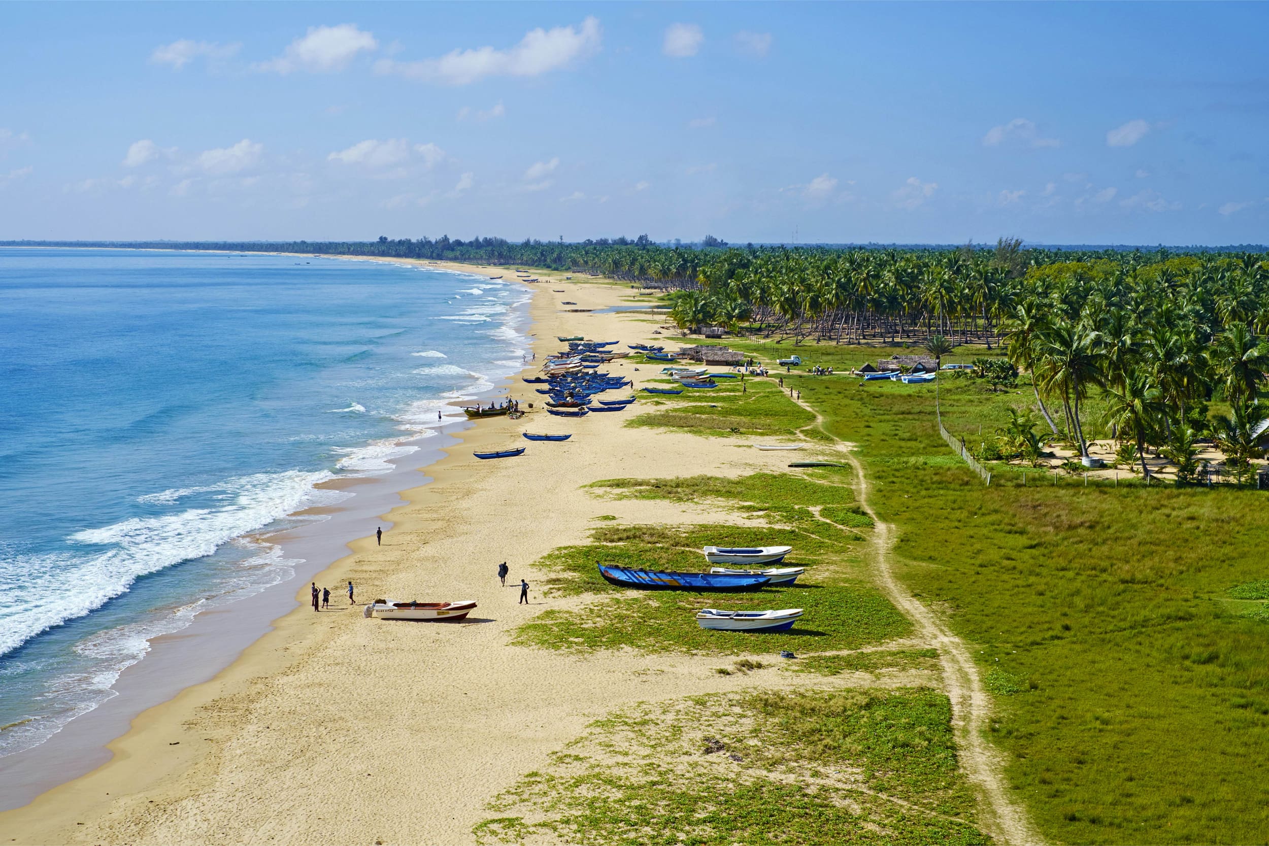 kalkudah-beach-pasikuda https://srilankatourdriverwithcar.com/wp-content/uploads/2025/10/kalkudah-beach-pasikuda.jpg